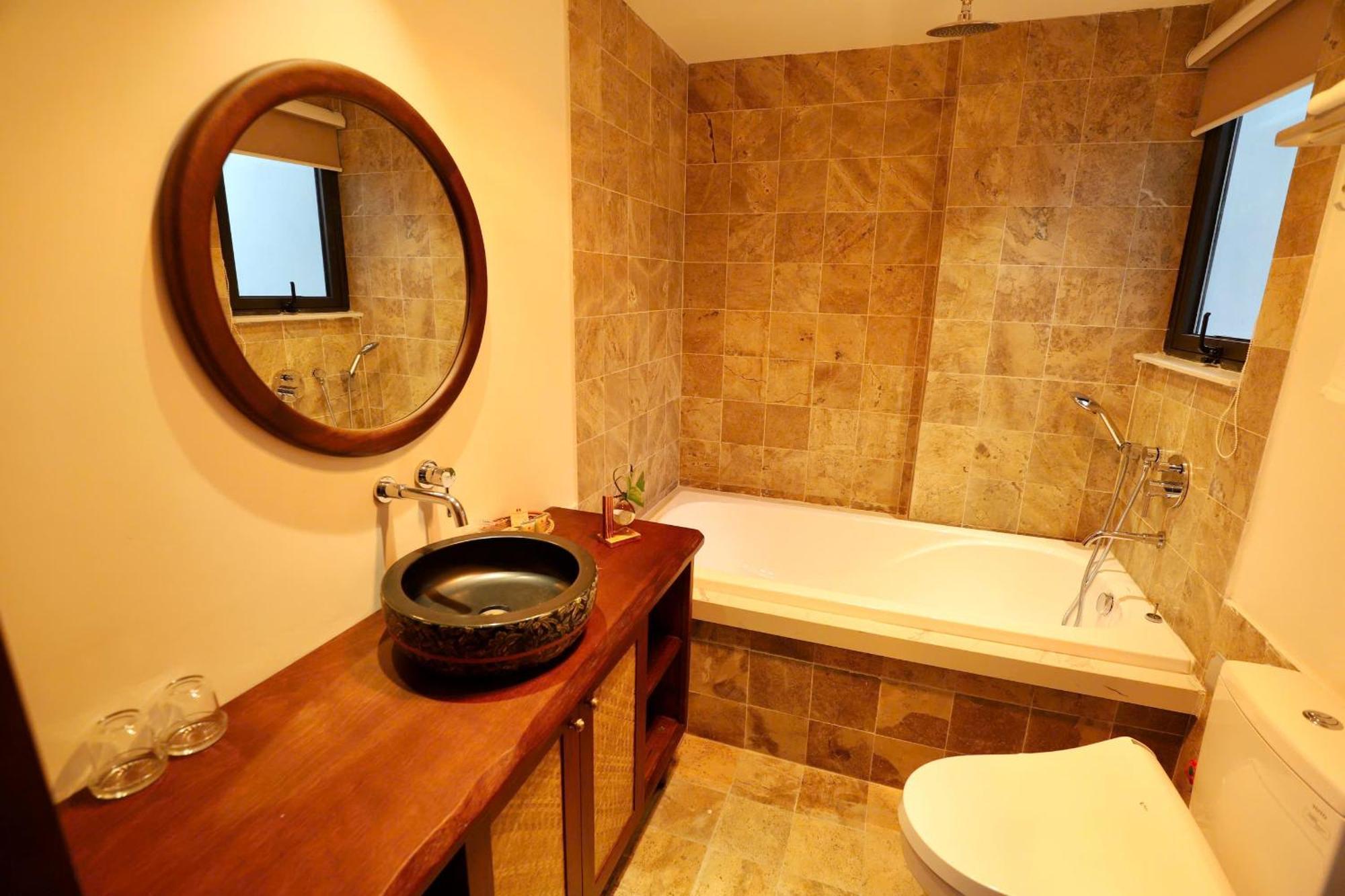 Apartment Hidden Maya 40 Linh Lang Hanoi